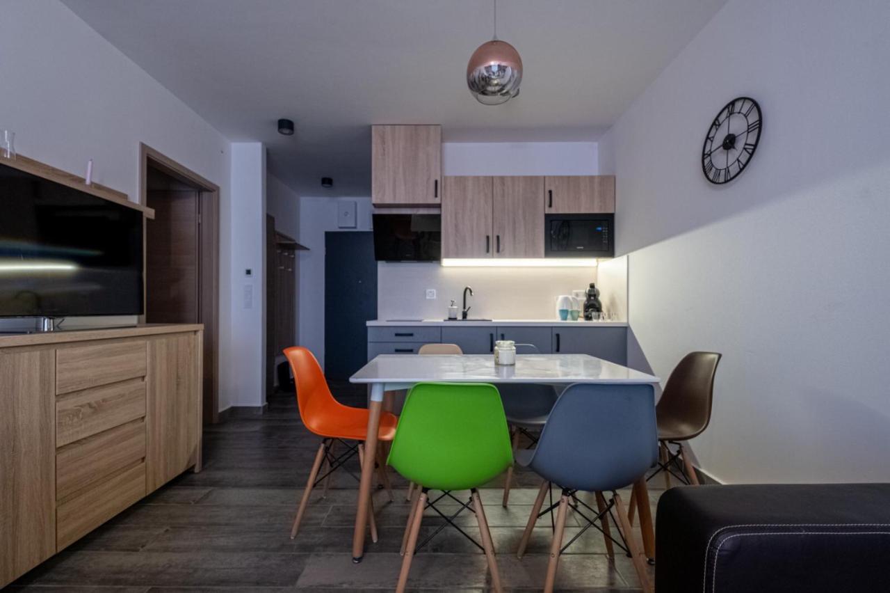 Lido Riviera Sunshine Apartman บาลาตอนแลลเล ภายนอก รูปภาพ