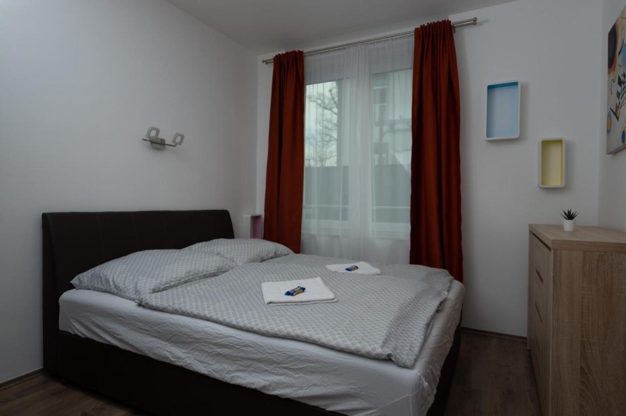 Lido Riviera Sunshine Apartman บาลาตอนแลลเล ภายนอก รูปภาพ