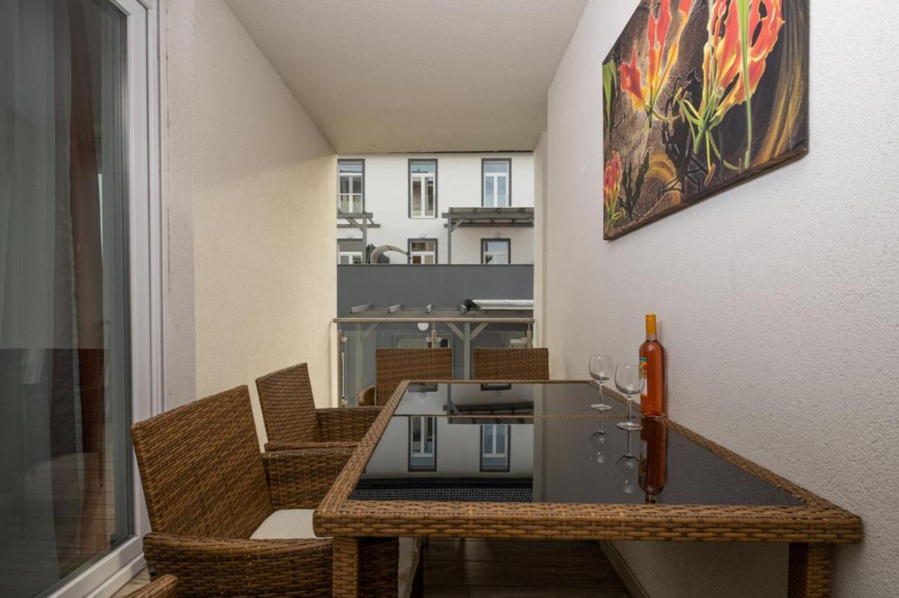 Lido Riviera Sunshine Apartman บาลาตอนแลลเล ภายนอก รูปภาพ