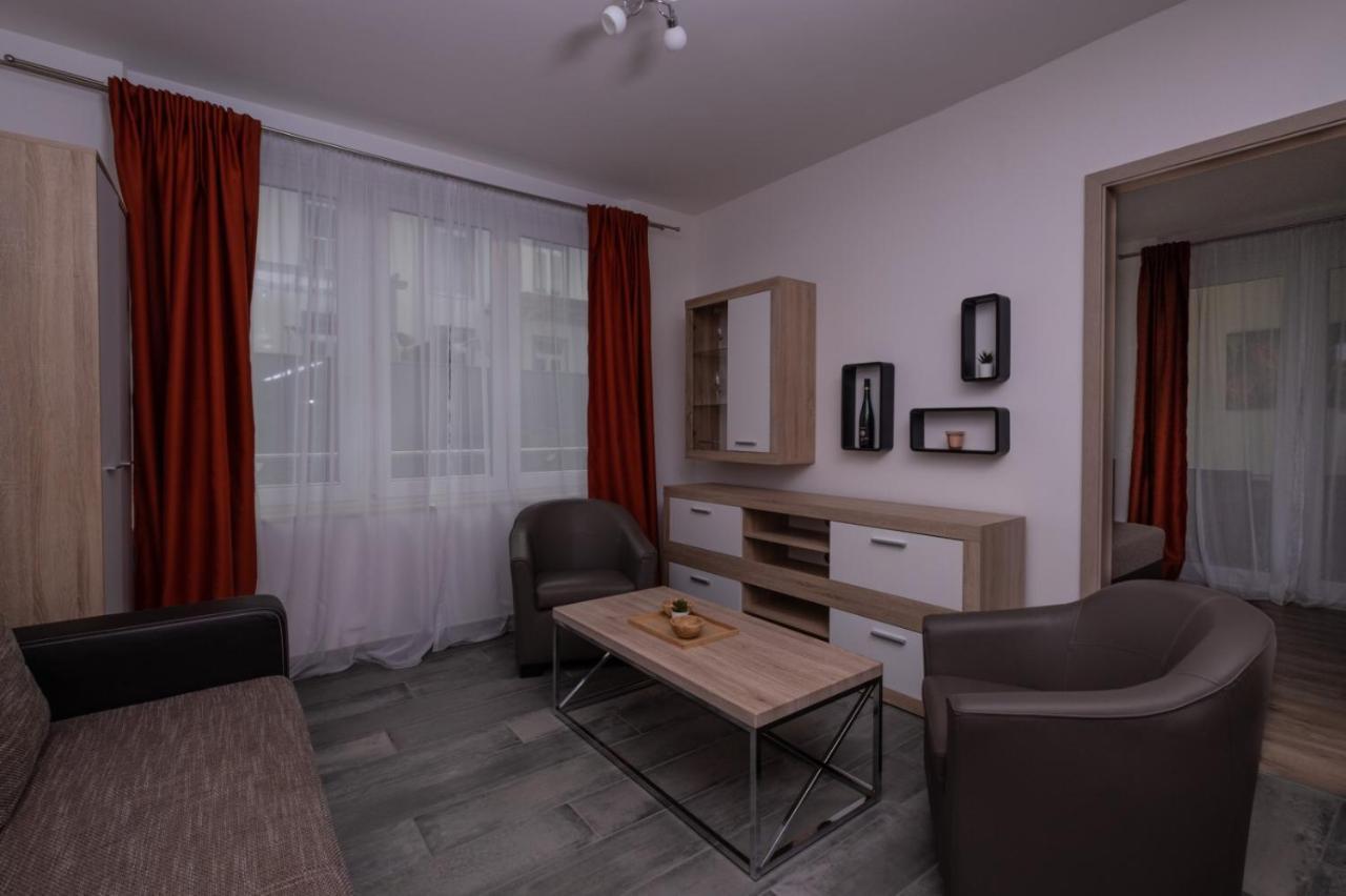 Lido Riviera Sunshine Apartman บาลาตอนแลลเล ภายนอก รูปภาพ