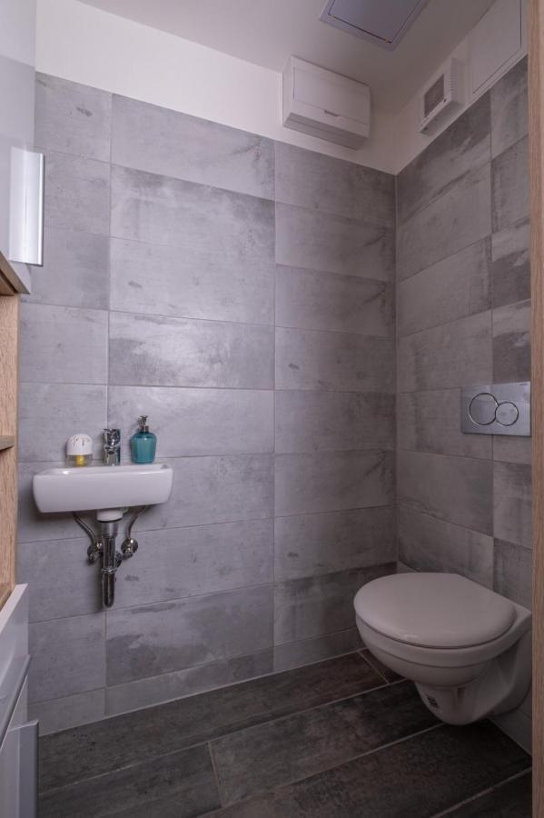 Lido Riviera Sunshine Apartman บาลาตอนแลลเล ภายนอก รูปภาพ